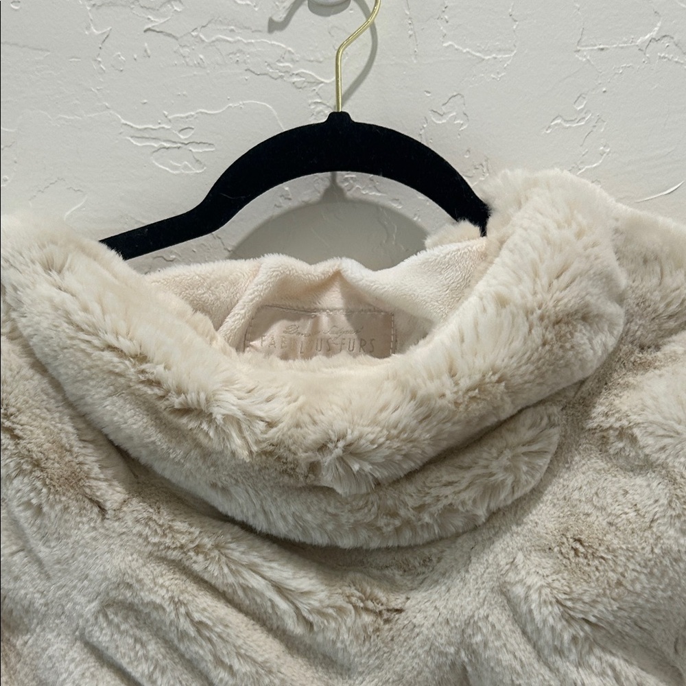 Fabulous Furs -Beautiful Cream Colored Poncho for those cold nights. - Picture 4 of 6